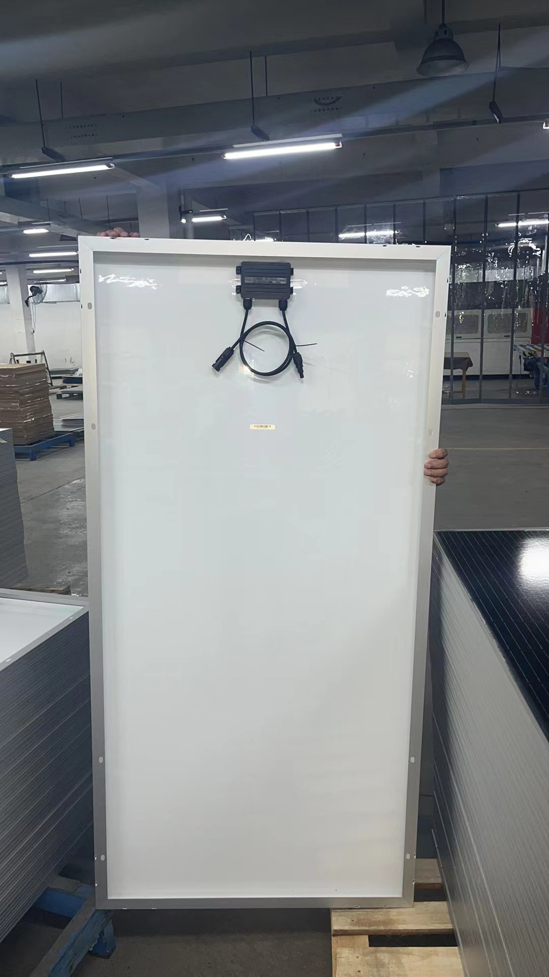 Módulo de energía solar de energía renovable de alta calidad 200W para hogares y empresas